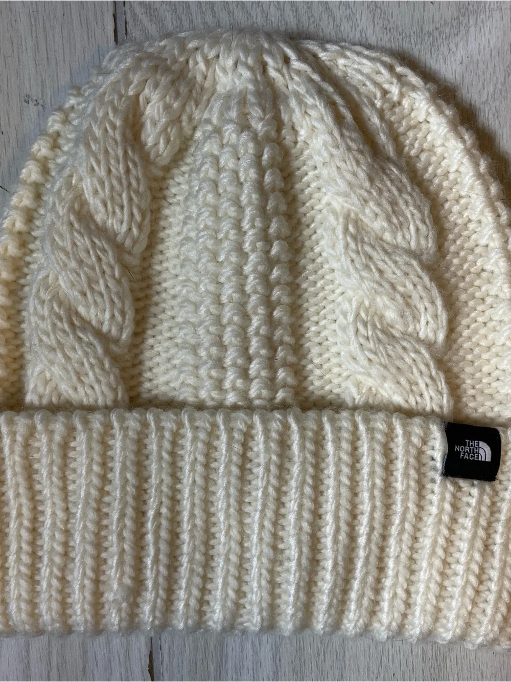 The North Face Kids Cable Knit Beanie Hat Cream White Winter Warm One Size NWOT
